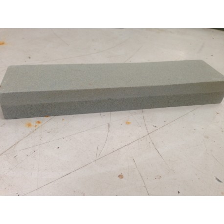 Pierre à aiguiser 200 x 50 x 25 mm -  SOLDES-PAA