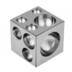 Dé à emboutir embosser  cubique